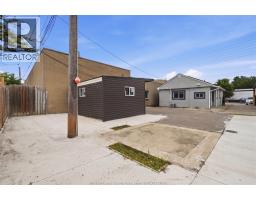 3453 WALKER ROAD - 16