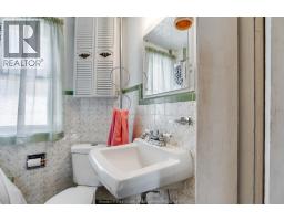 1437 Gladstone AVENUE - 18