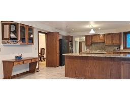 3431 ANCASTER COURT - 13