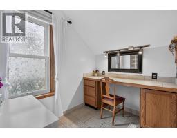 2259 LINCOLN - 31