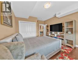 8475 WYANDOTTE STREET East UnitNo. 402 - 34