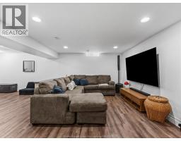 500 BROWN CRESCENT - 26