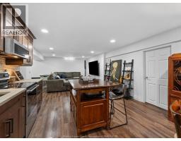 500 BROWN CRESCENT - 29