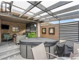 500 BROWN CRESCENT - 41