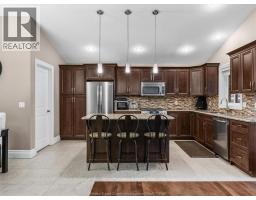 500 BROWN CRESCENT - 8