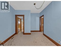 841 PIERRE AVENUE - 23
