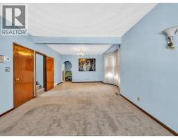 841 PIERRE AVENUE - 7