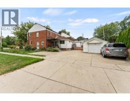 5188 WYANDOTTE - 33