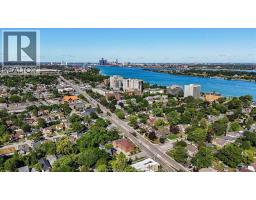 5188 WYANDOTTE - 43