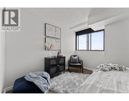 515 RIVERSIDE DRIVE West UnitNo. 1301 - 14