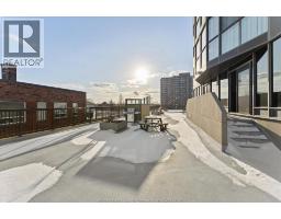 515 RIVERSIDE DRIVE West UnitNo. 1301 - 17