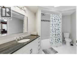 2820 Wildberry CRESCENT - 13