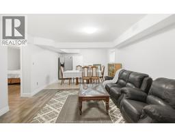 2820 Wildberry CRESCENT - 14