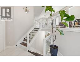 2820 Wildberry CRESCENT - 2