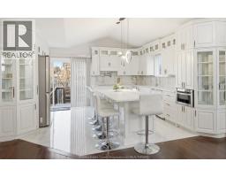 2820 Wildberry CRESCENT - 9