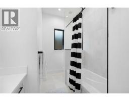 572 LILY MAC BOULEVARD - 33