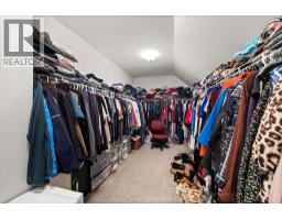 940 WESTWOOD DRIVE - 34