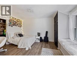 554 ASKIN AVENUE - 27