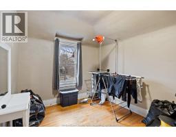 554 ASKIN AVENUE - 8