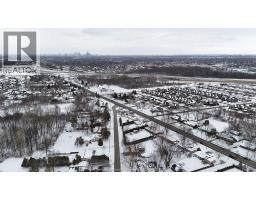 4385 HURON CHURCH LINE ROAD - 37