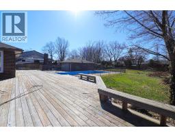 463 RUSSELL WOODS ROAD - 44