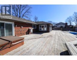 463 RUSSELL WOODS ROAD - 45