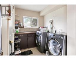 581-583 CRAWFORD AVENUE - 9