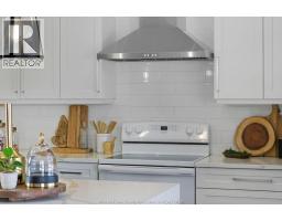 26 GREGORY AVENUE - 21