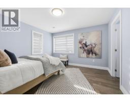 26 GREGORY AVENUE - 42
