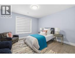 26 GREGORY AVENUE - 44