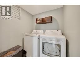 469 King STREET East - 17
