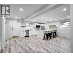 241 ROBINSON AVENUE - 25