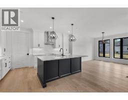 650 SUMMIT STREET - 10