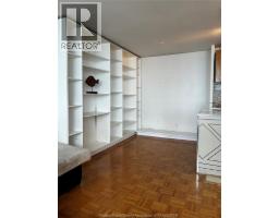 111 Riverside DRIVE East UnitNo. 1412 - 21