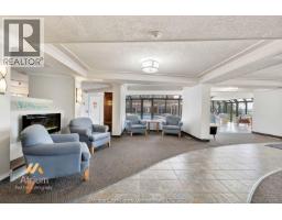 111 Riverside DRIVE East UnitNo. 1412 - 4