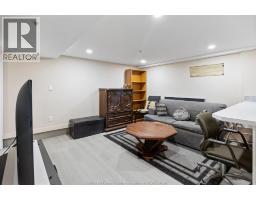 1361 ALBERT - 27
