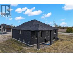 5201 AIDEN AVENUE - 39