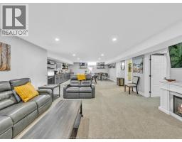 36 MANUEL COURT - 25