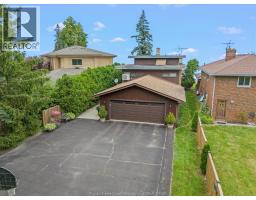 696 Old Tecumseh ROAD - 3