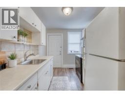 1422 WYANDOTTE STREET West - 13