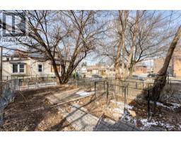 1422 WYANDOTTE STREET West - 34