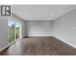 8 BETTY COURT - 20