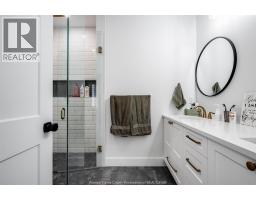 6 HEATHVIEW TRAIL - 21