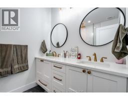 6 HEATHVIEW TRAIL - 22
