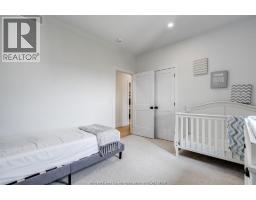 6 HEATHVIEW TRAIL - 29