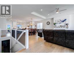 6 HEATHVIEW TRAIL - 4