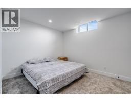 6 HEATHVIEW TRAIL - 40