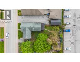 109 PARK STREET - 11