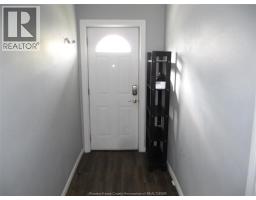 880 University AVENUE East - 3