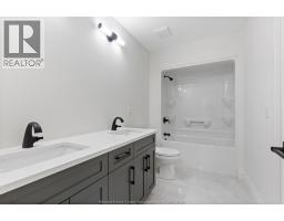 3657 OAKRIDGE AVENUE - 13